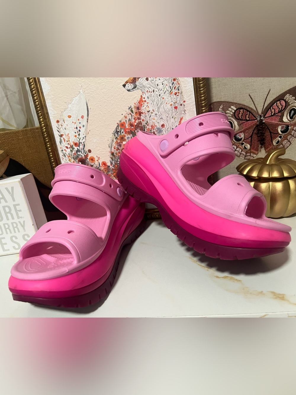 Womens Crocs mega crush
